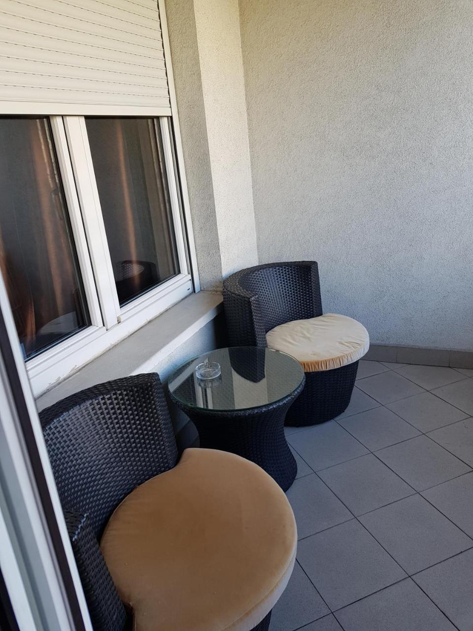 Arena Resting Apartments 贝尔格莱德 外观 照片